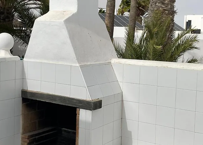 Rosa Villa Puerto del Carmen (Lanzarote)